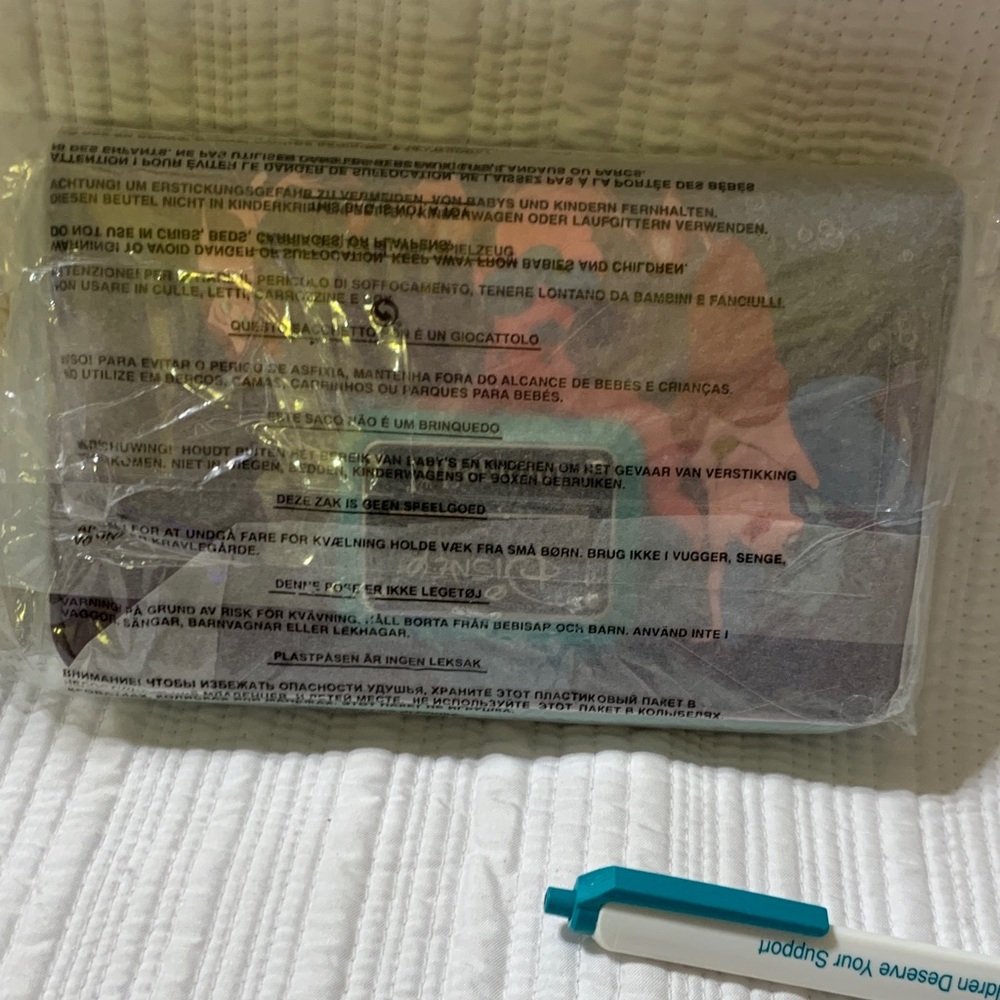 Loungefly Little Mermaid Ariel Wallet - Red and Blue - Picture 7 of 7